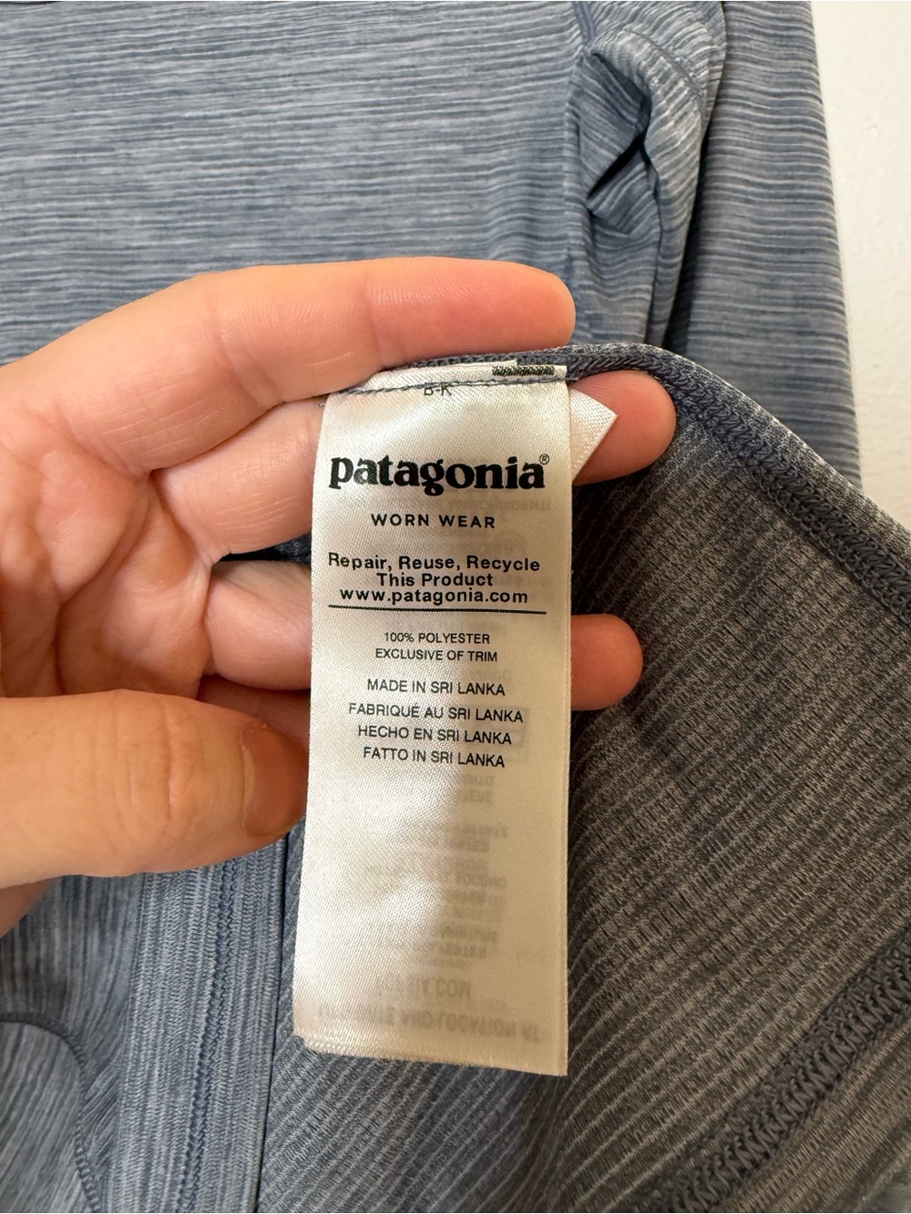 Patagonia Capilene Cool Lightweight Sun Guard Shirt in Heather grey size xs - Picture 4 of 7